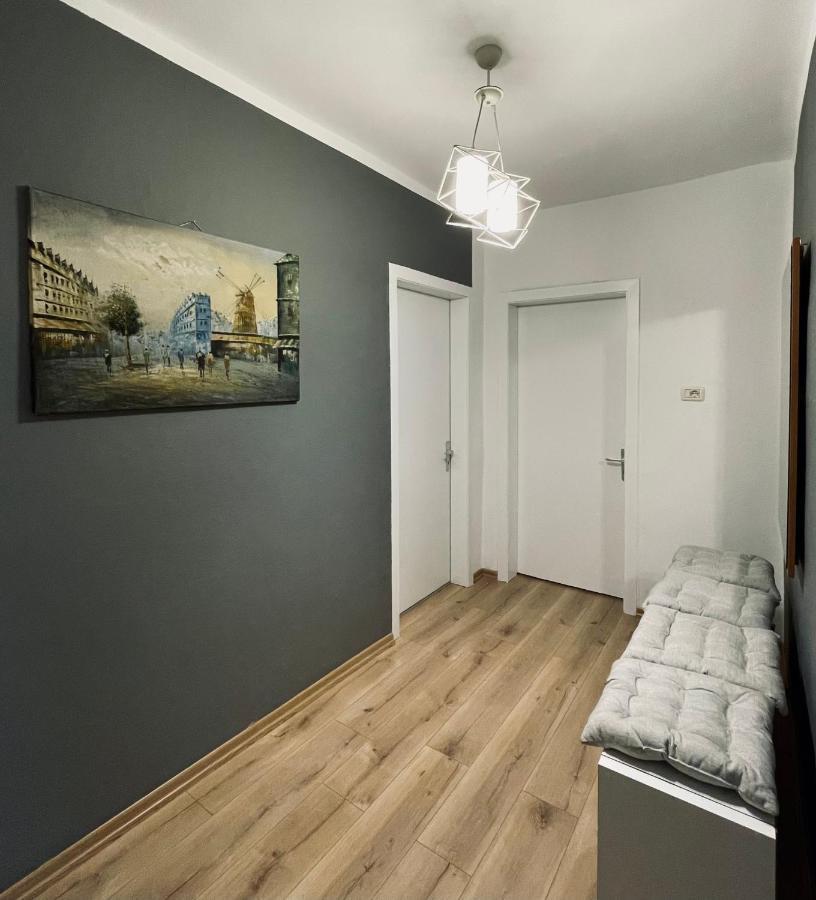 Luel Central Apartament Tiran Dış mekan fotoğraf